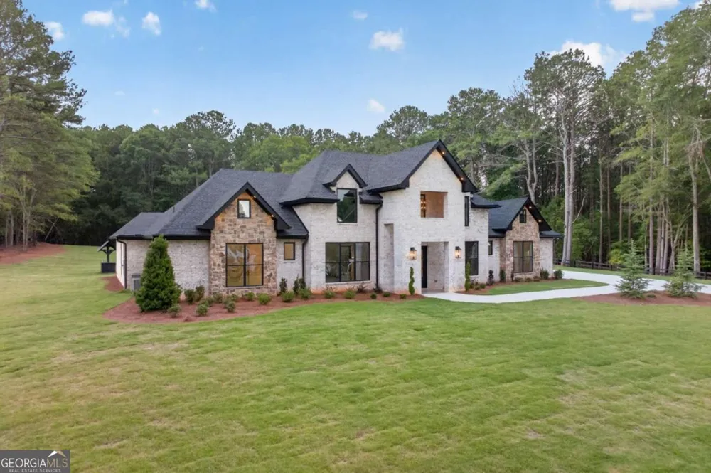 292 Double Springs RD SW Monroe, GA 30656