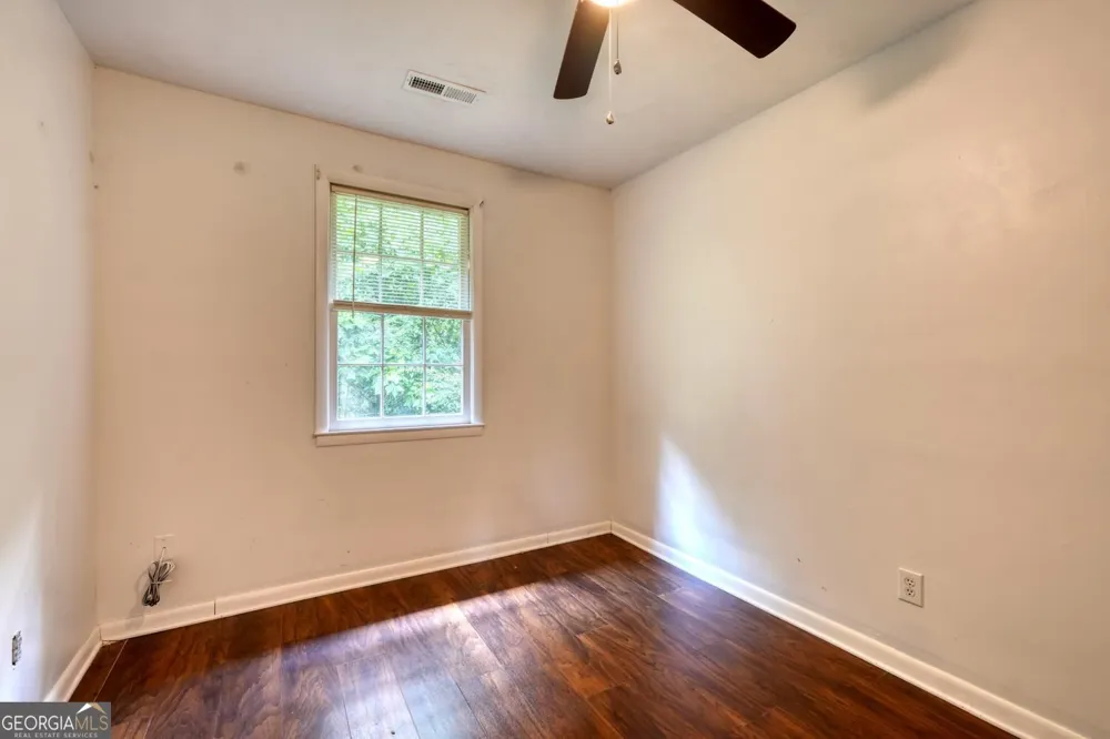 723 Bugscuffle RD Hiawassee, GA 30546