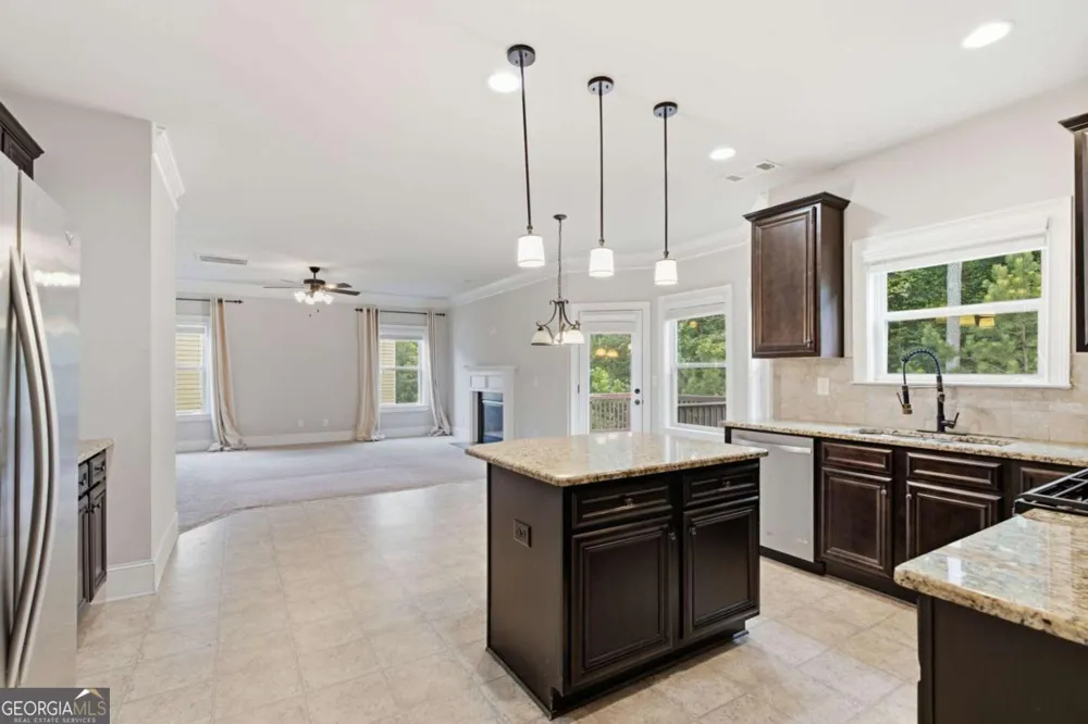 30 Blakely CT Acworth, GA 30101