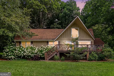 146 Chalet Village LN