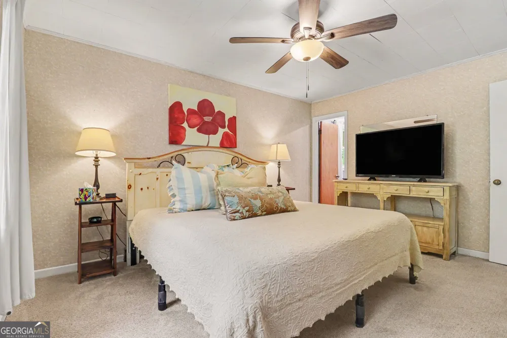 146 Chalet Village LN Dillard, GA 30537