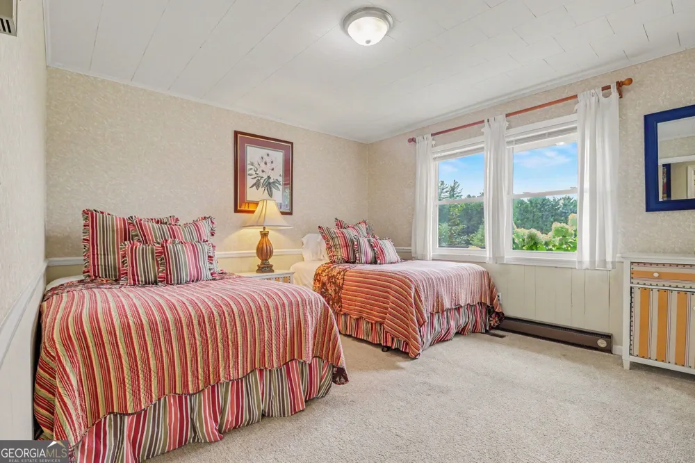146 Chalet Village LN Dillard, GA 30537