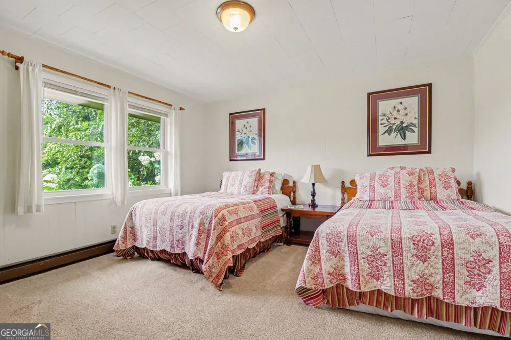 146 Chalet Village LN Dillard, GA 30537