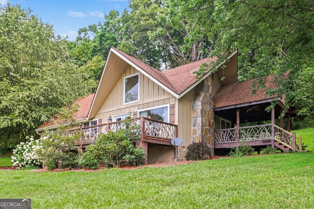 146 Chalet Village LN Dillard, GA 30537