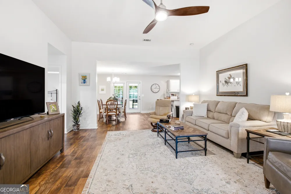414 Small Pond LN Statesboro, GA 30458