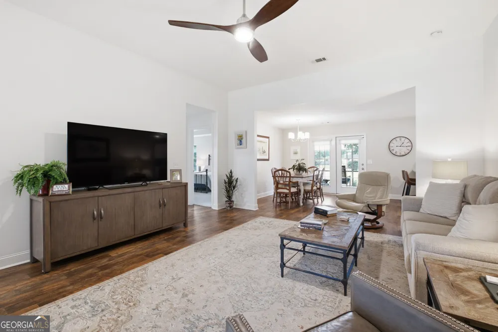 414 Small Pond LN Statesboro, GA 30458