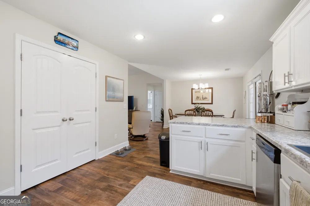 414 Small Pond LN Statesboro, GA 30458