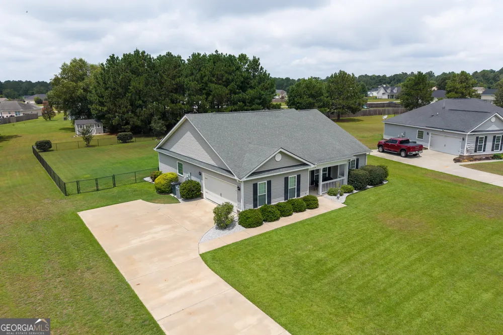 414 Small Pond LN Statesboro, GA 30458