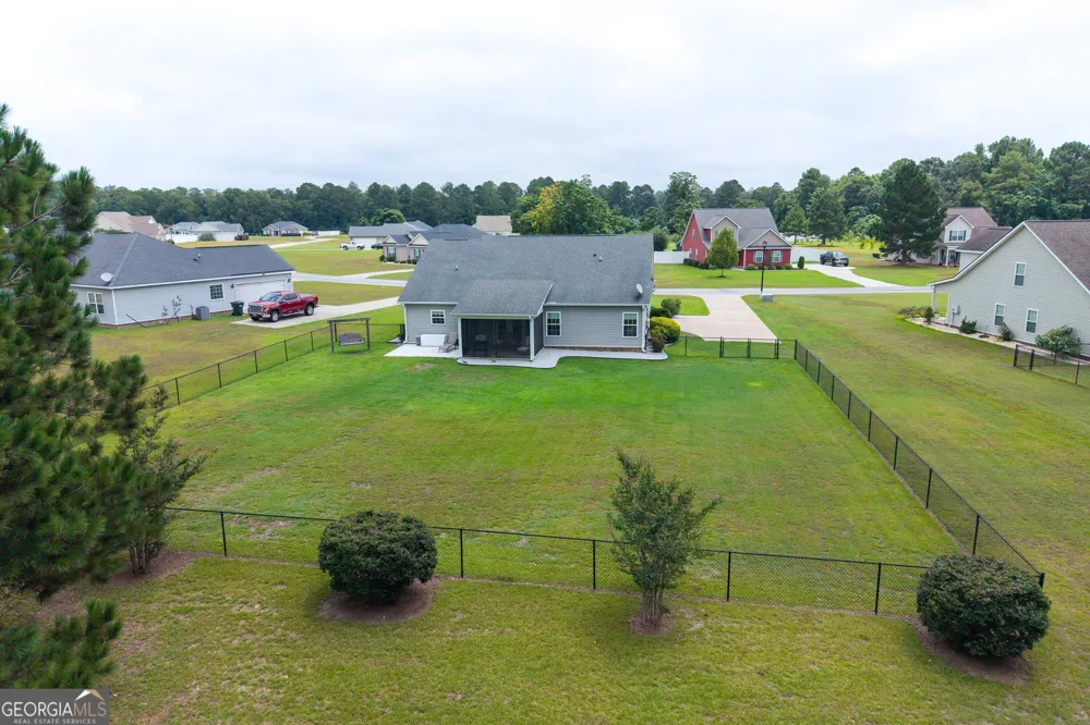 414 Small Pond LN Statesboro, GA 30458