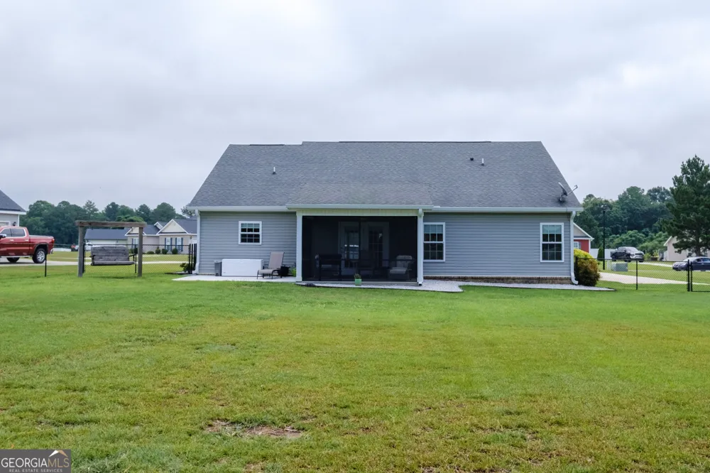 414 Small Pond LN Statesboro, GA 30458