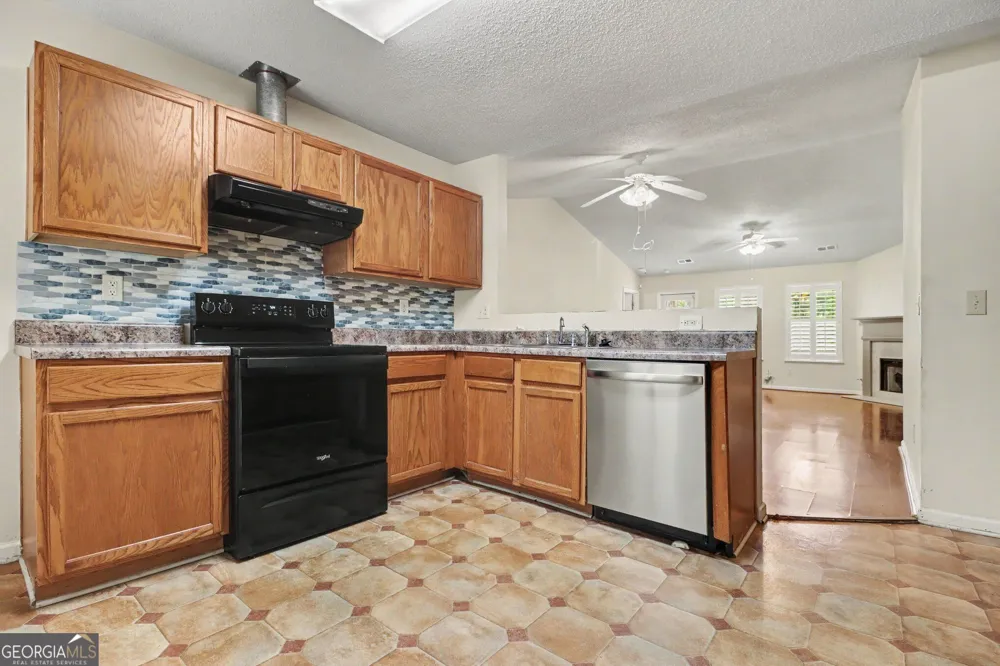 7445 Old Chapel South Fulton, GA 30349