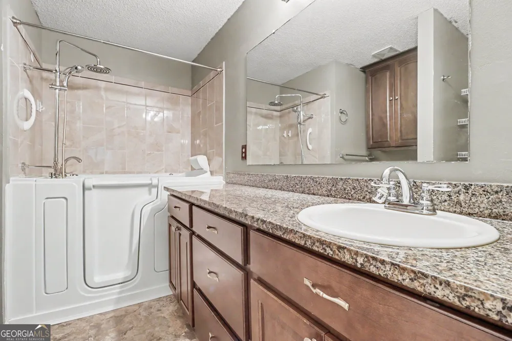 7445 Old Chapel South Fulton, GA 30349