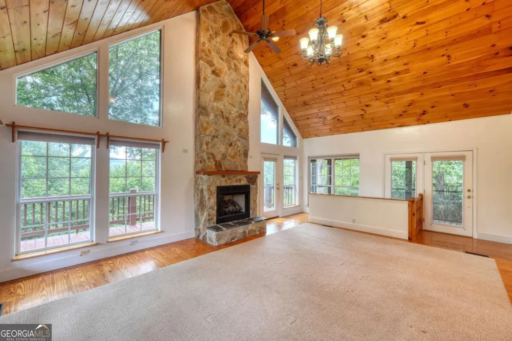 276 Moon Shadow TRL Blairsville, GA 30512