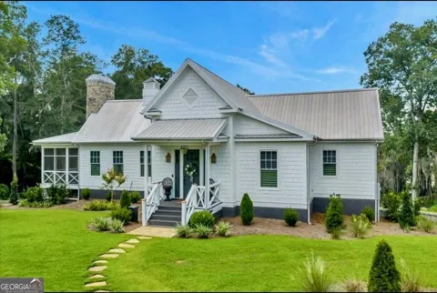84 Flintview Drive