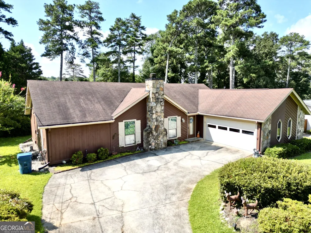 1166 Lakeridge CT Grayson, GA 30017