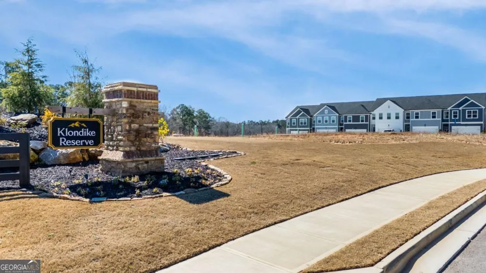 347 Yukon DR Conyers, GA 30094