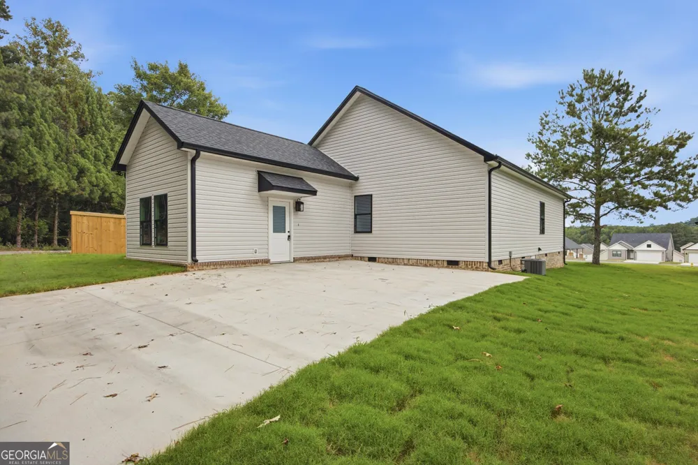 133 Washington ST Dalton, GA 30721