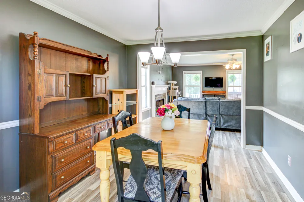 121 Chariot DR Griffin, GA 30224