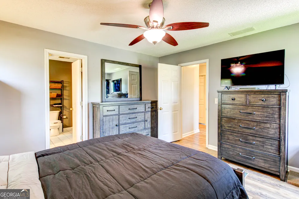 121 Chariot DR Griffin, GA 30224