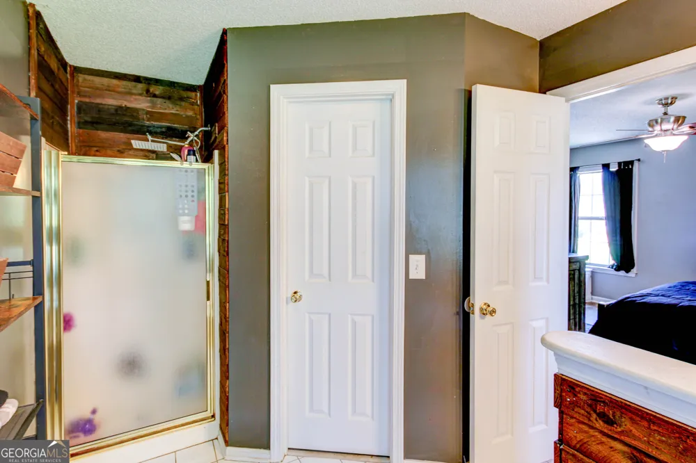 121 Chariot DR Griffin, GA 30224