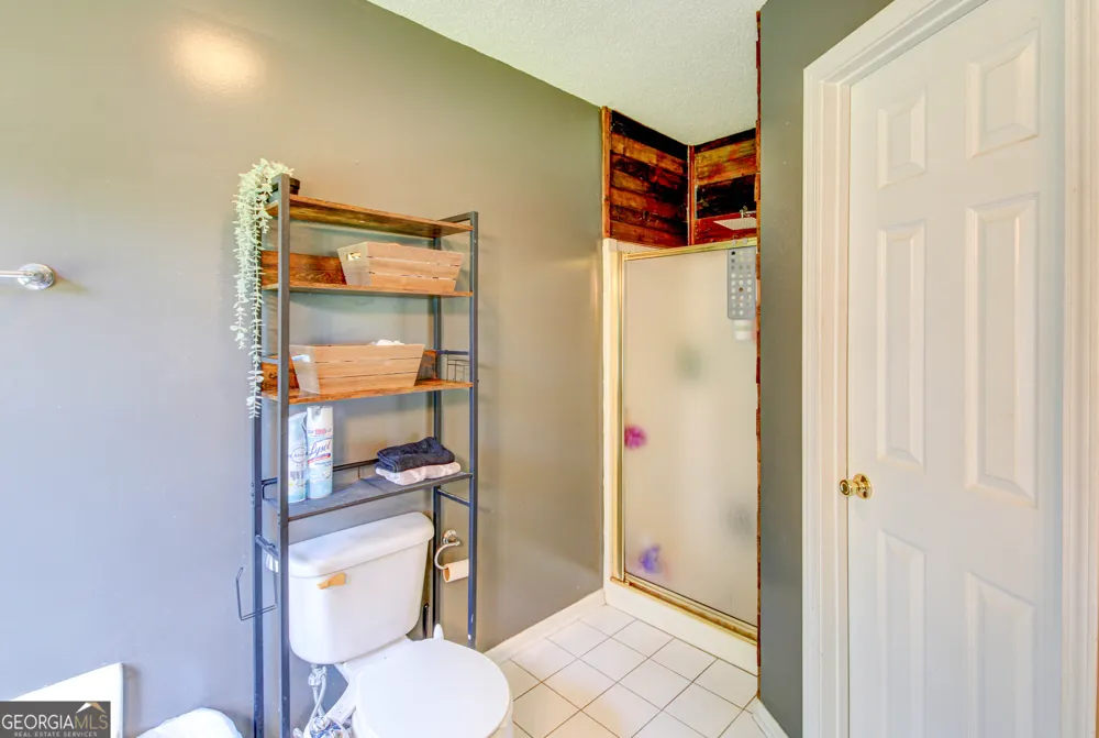 121 Chariot DR Griffin, GA 30224