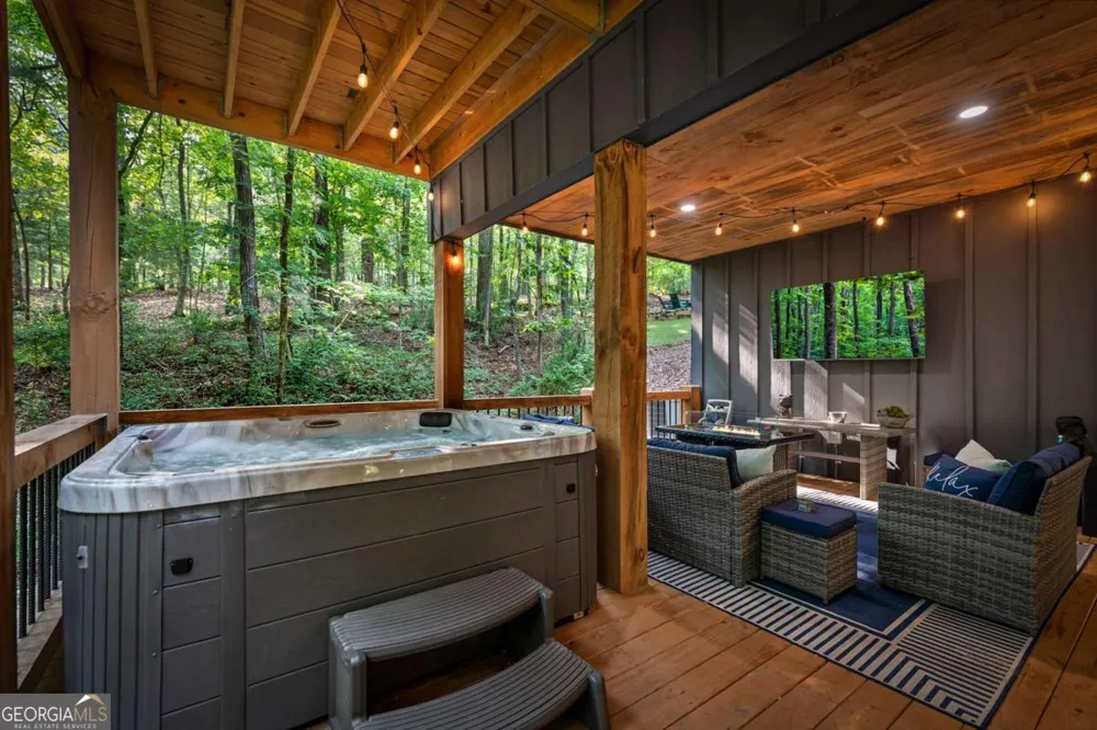 68 Mallard Point RD Morganton, GA 30560