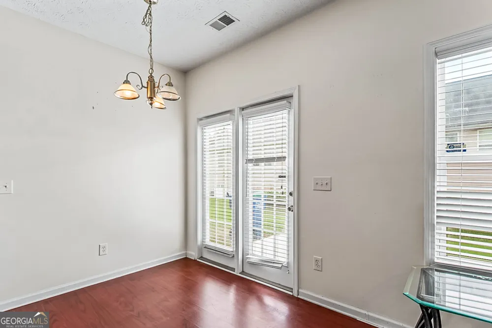 2555 Flat Shoals RD South Fulton, GA 30349