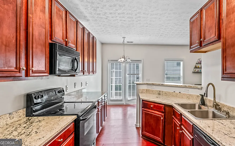 2555 Flat Shoals RD South Fulton, GA 30349