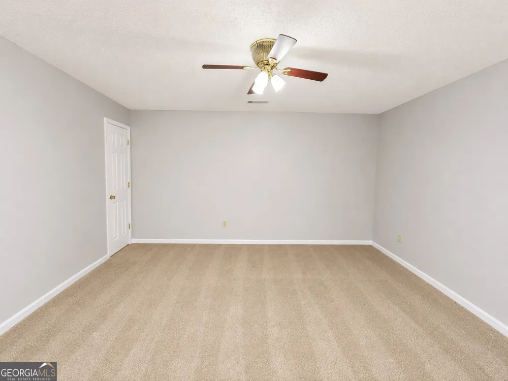 102 Westwood DR Griffin, GA 30223