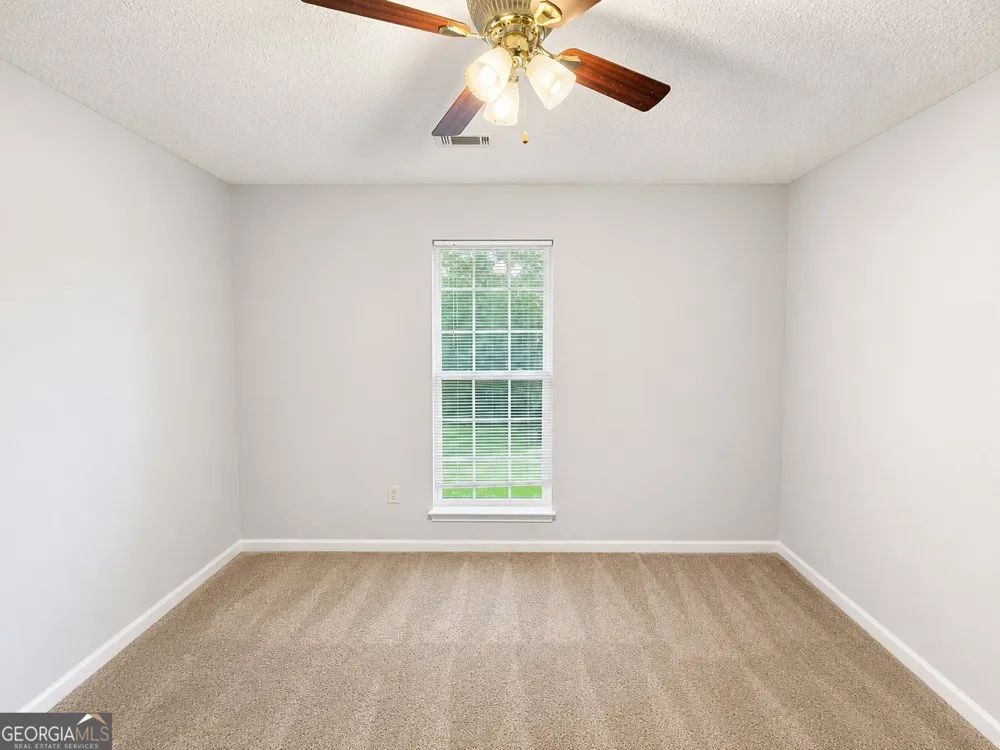102 Westwood DR Griffin, GA 30223