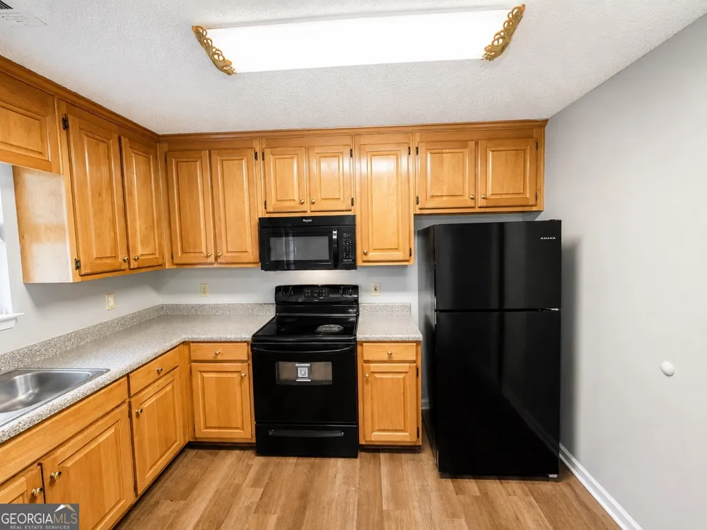 102 Westwood DR Griffin, GA 30223
