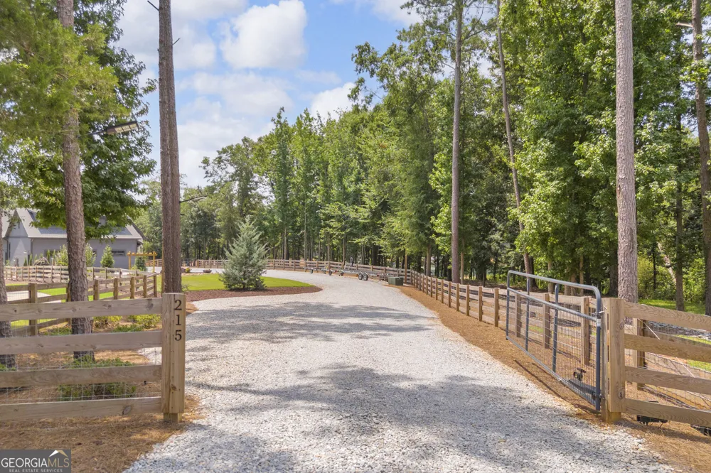 215 Carlota Way Hartwell, GA 30643