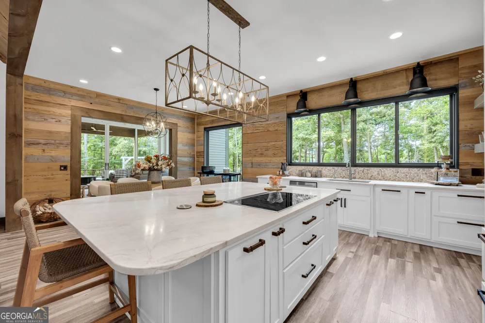 215 Carlota Way Hartwell, GA 30643