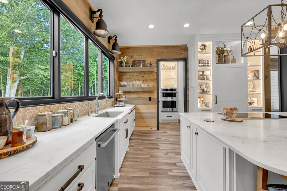 215 Carlota Way Hartwell, GA 30643