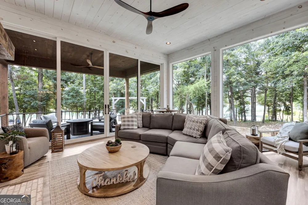 215 Carlota Way Hartwell, GA 30643
