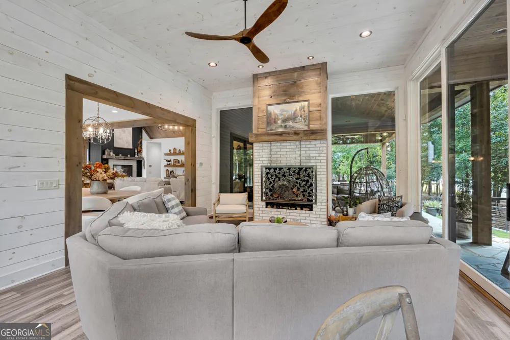 215 Carlota Way Hartwell, GA 30643