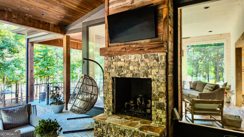 215 Carlota Way Hartwell, GA 30643