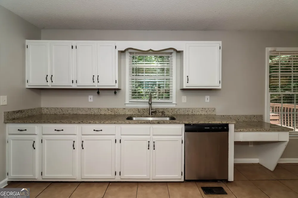 7 Dene DR Douglasville, GA 30134