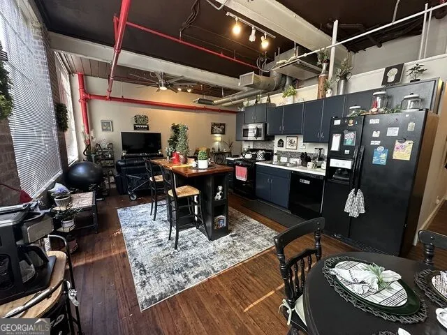 301 Bradley ST Carrollton, GA 30117
