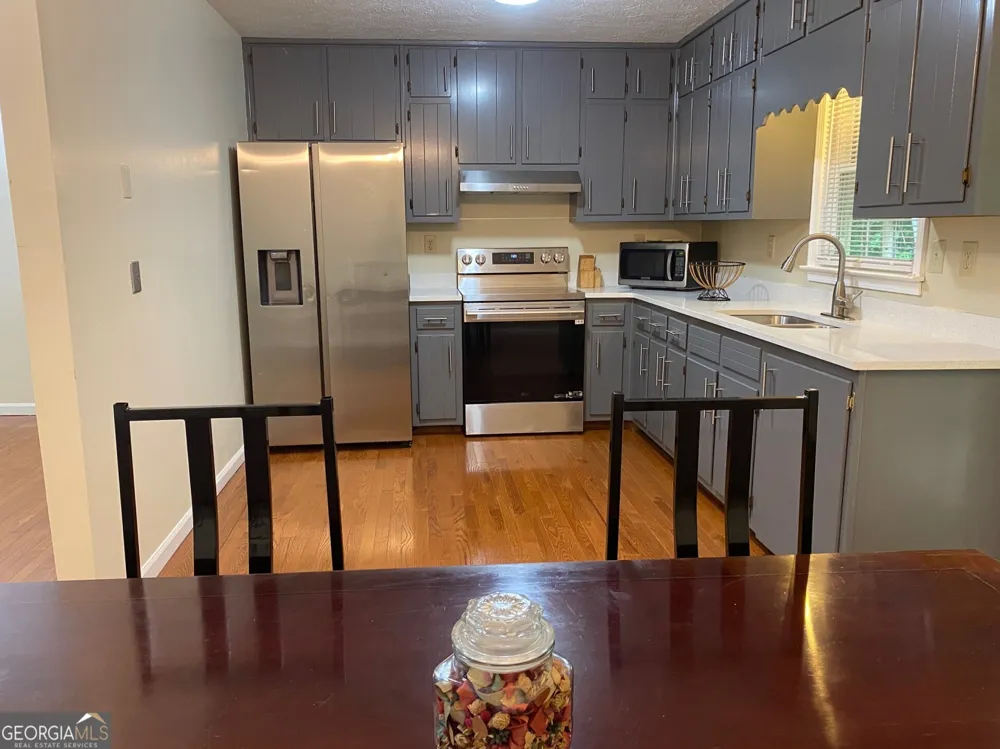1326 Williamsburg LN Norcross, GA 30093