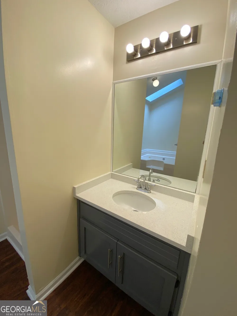 1326 Williamsburg LN Norcross, GA 30093