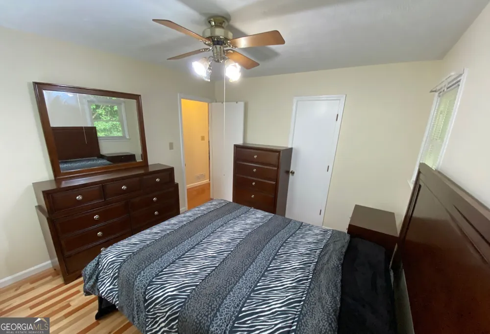 1326 Williamsburg LN Norcross, GA 30093
