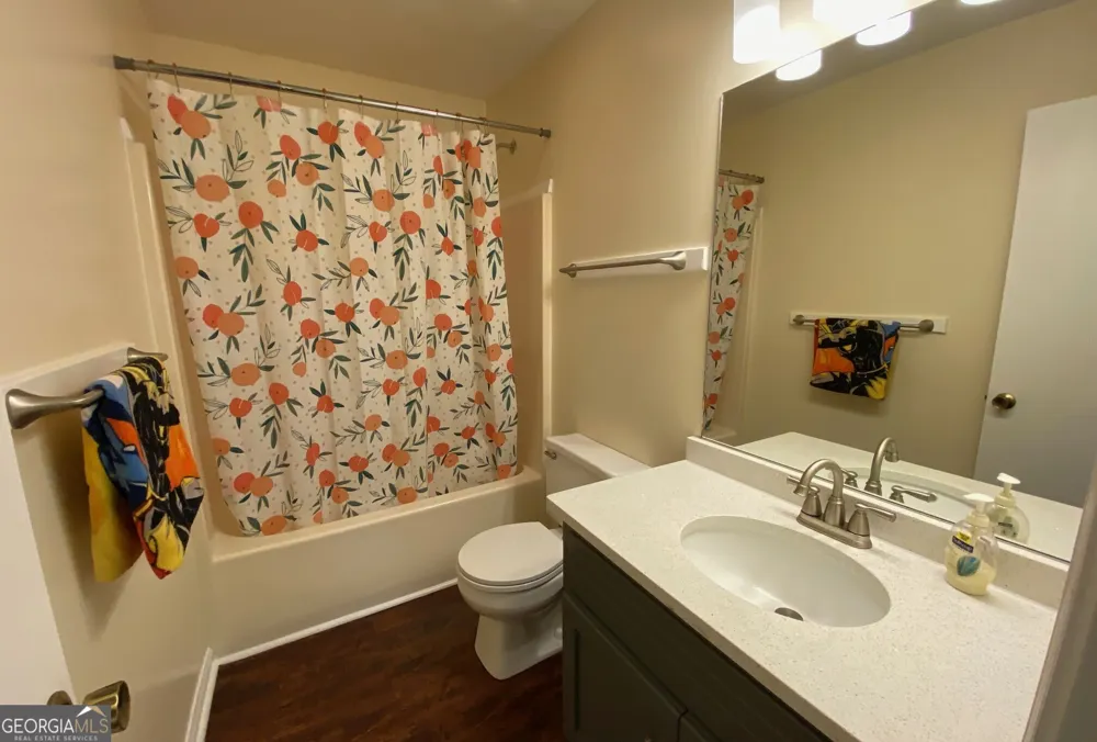 1326 Williamsburg LN Norcross, GA 30093