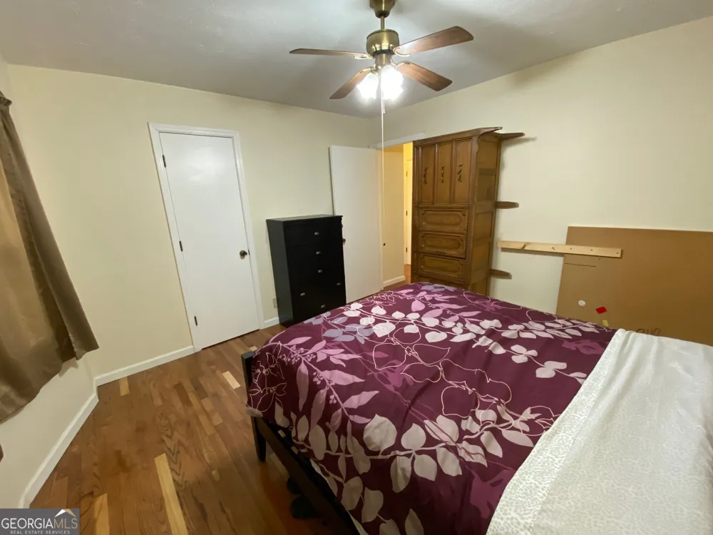 1326 Williamsburg LN Norcross, GA 30093