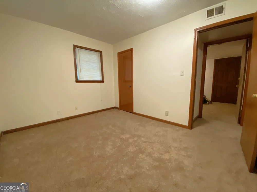 1326 Williamsburg LN Norcross, GA 30093