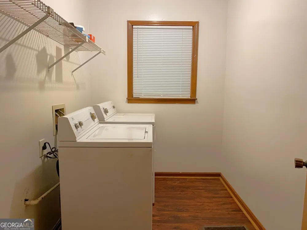 1326 Williamsburg LN Norcross, GA 30093