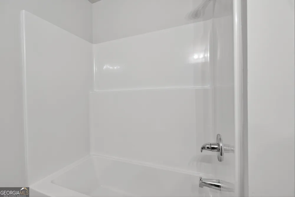 88 Mockingbird LN Winder, GA 30680
