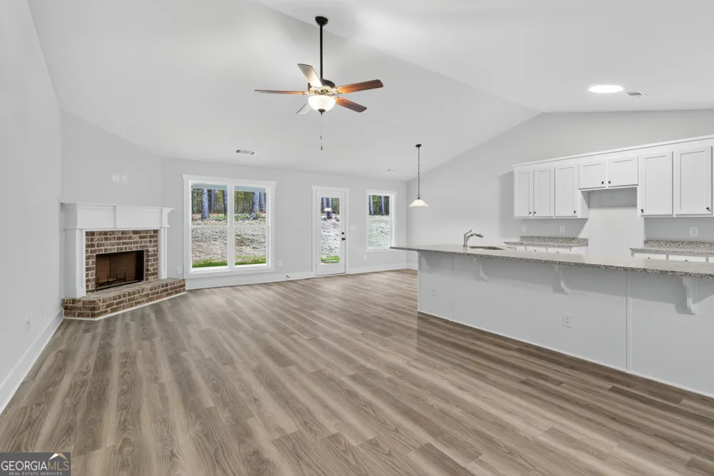 88 Mockingbird LN Winder, GA 30680