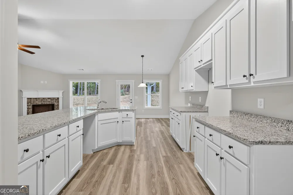 88 Mockingbird LN Winder, GA 30680