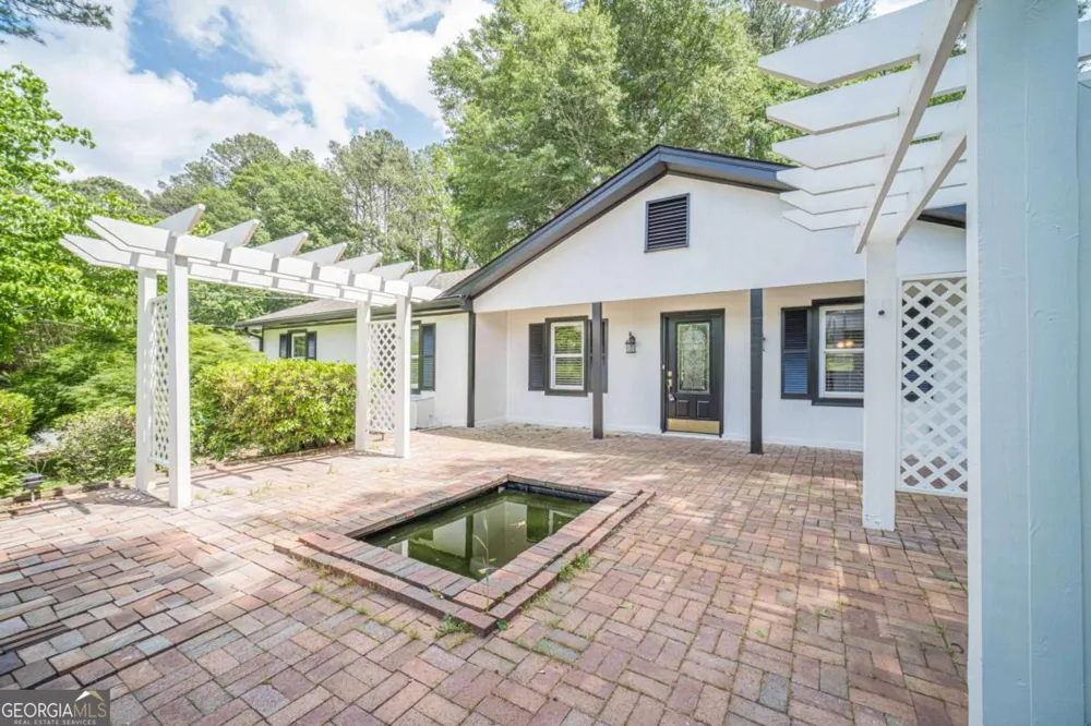 4858 Tarleton DR SW Lilburn, GA 30047